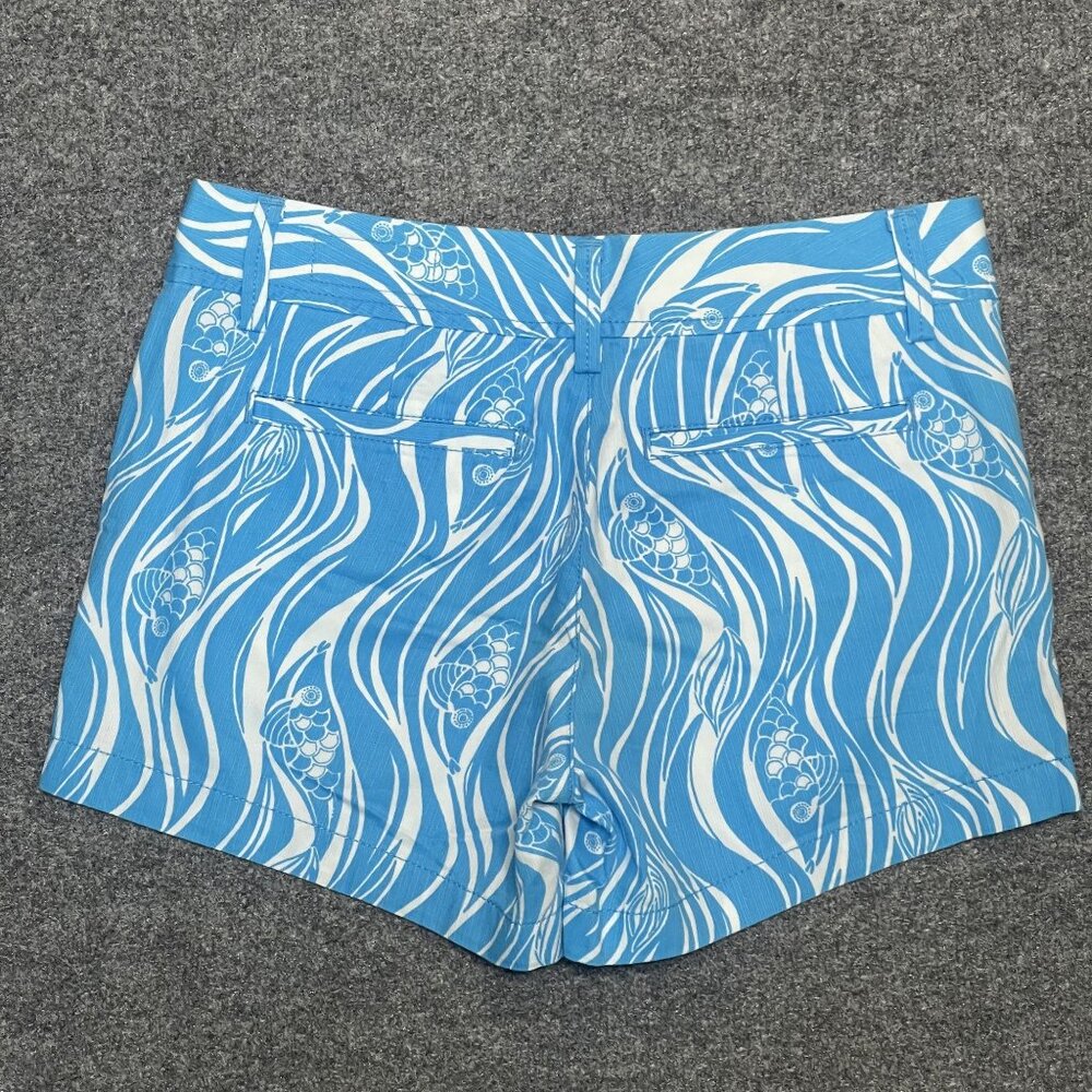Lilly Pulitzer Womens Blue White Callahan Shorts Size 2 Fish Print Summer Wear - Picture 6 of 6